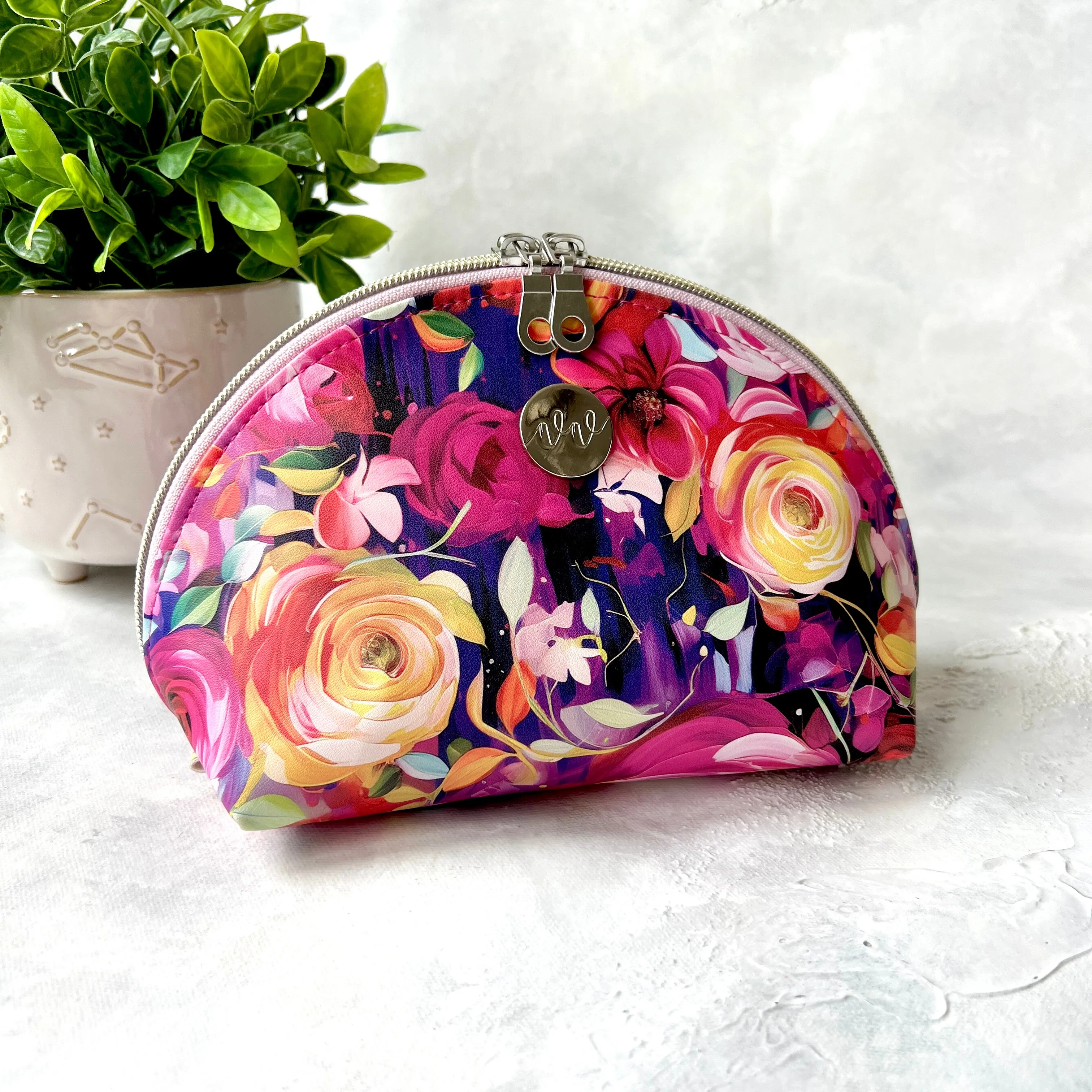 Acrylic Roses Dumpling Zipper Pouch