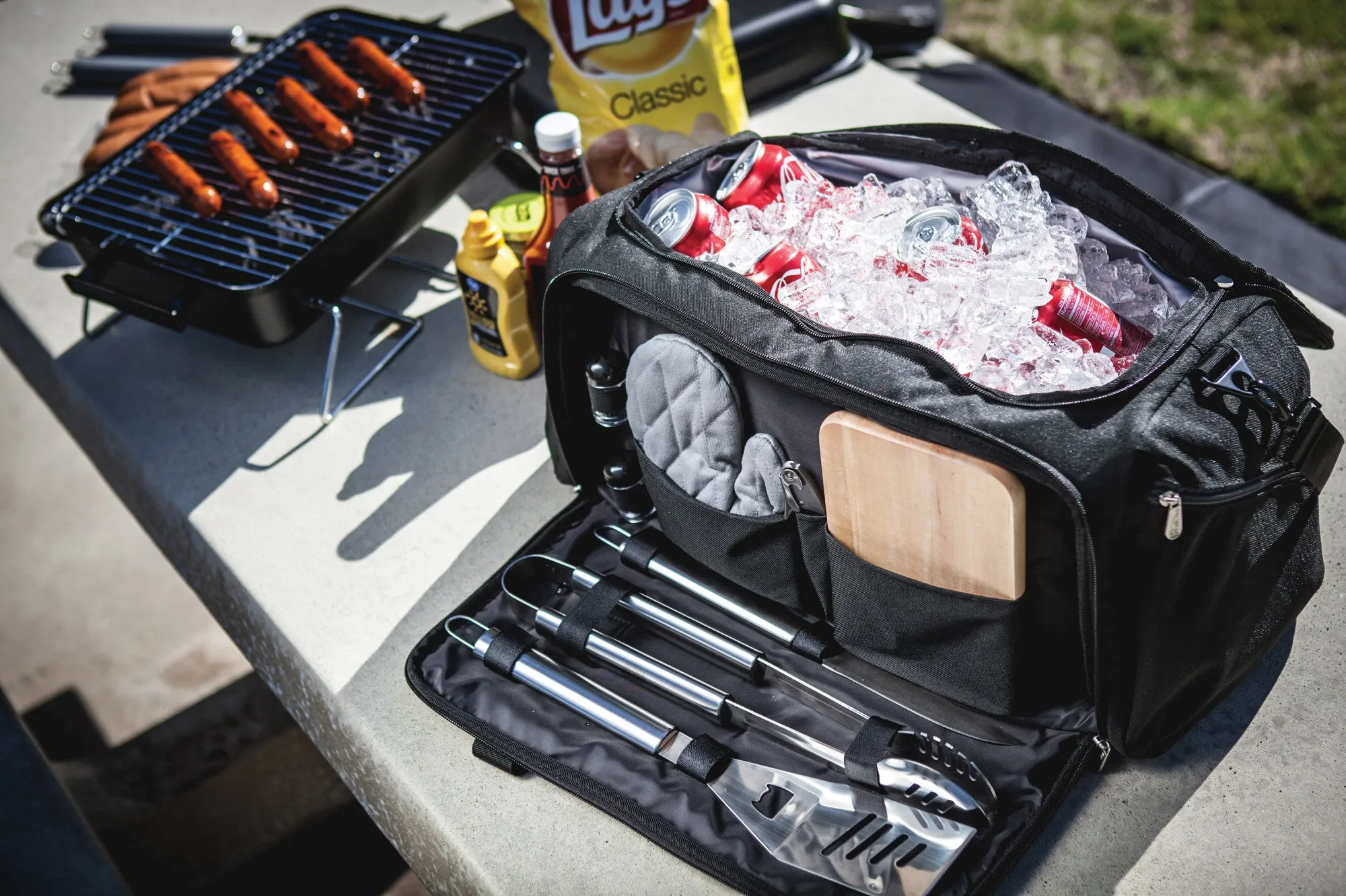 Army Black Knights - BBQ Kit Grill Set & Cooler