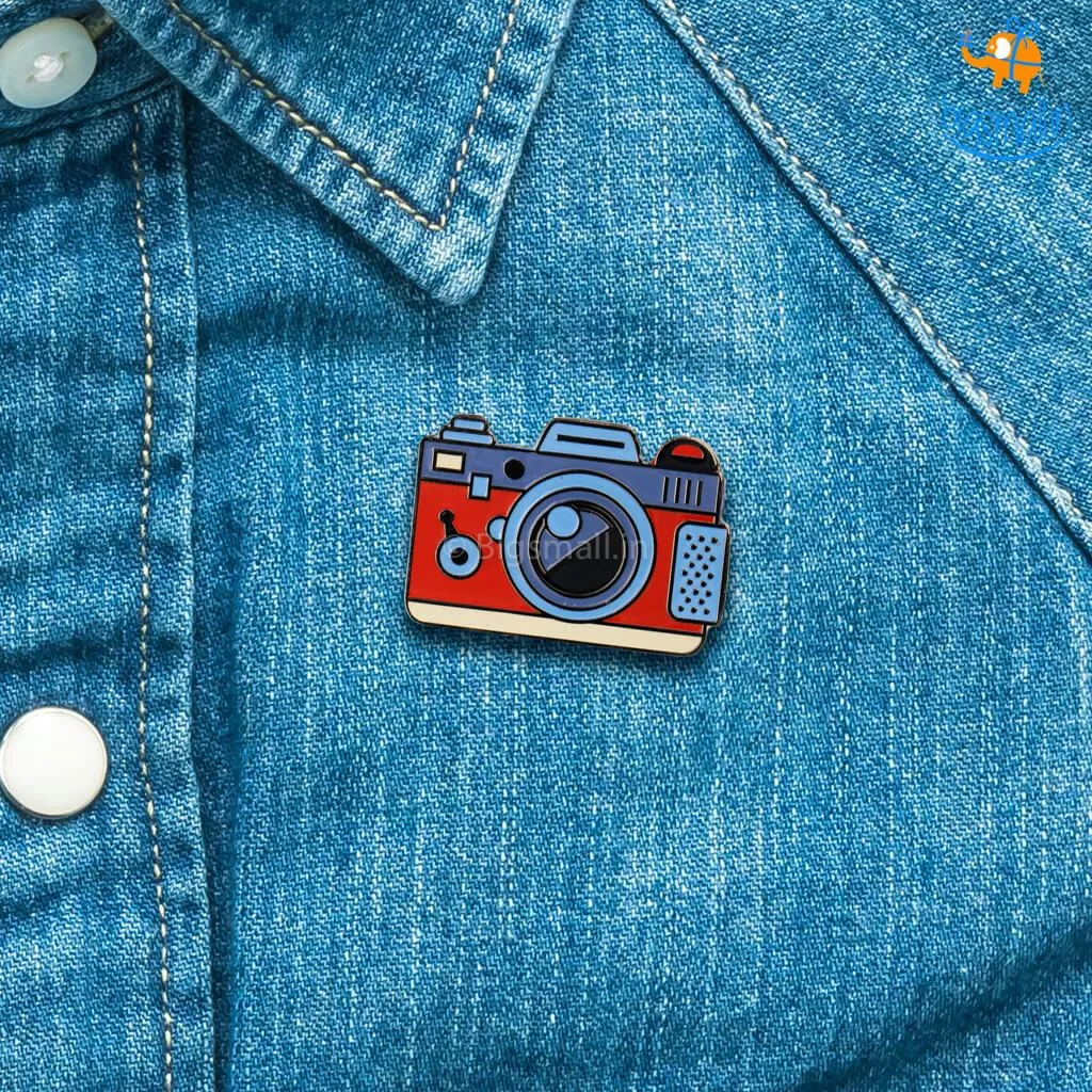 Camera Metallic Lapel Pin