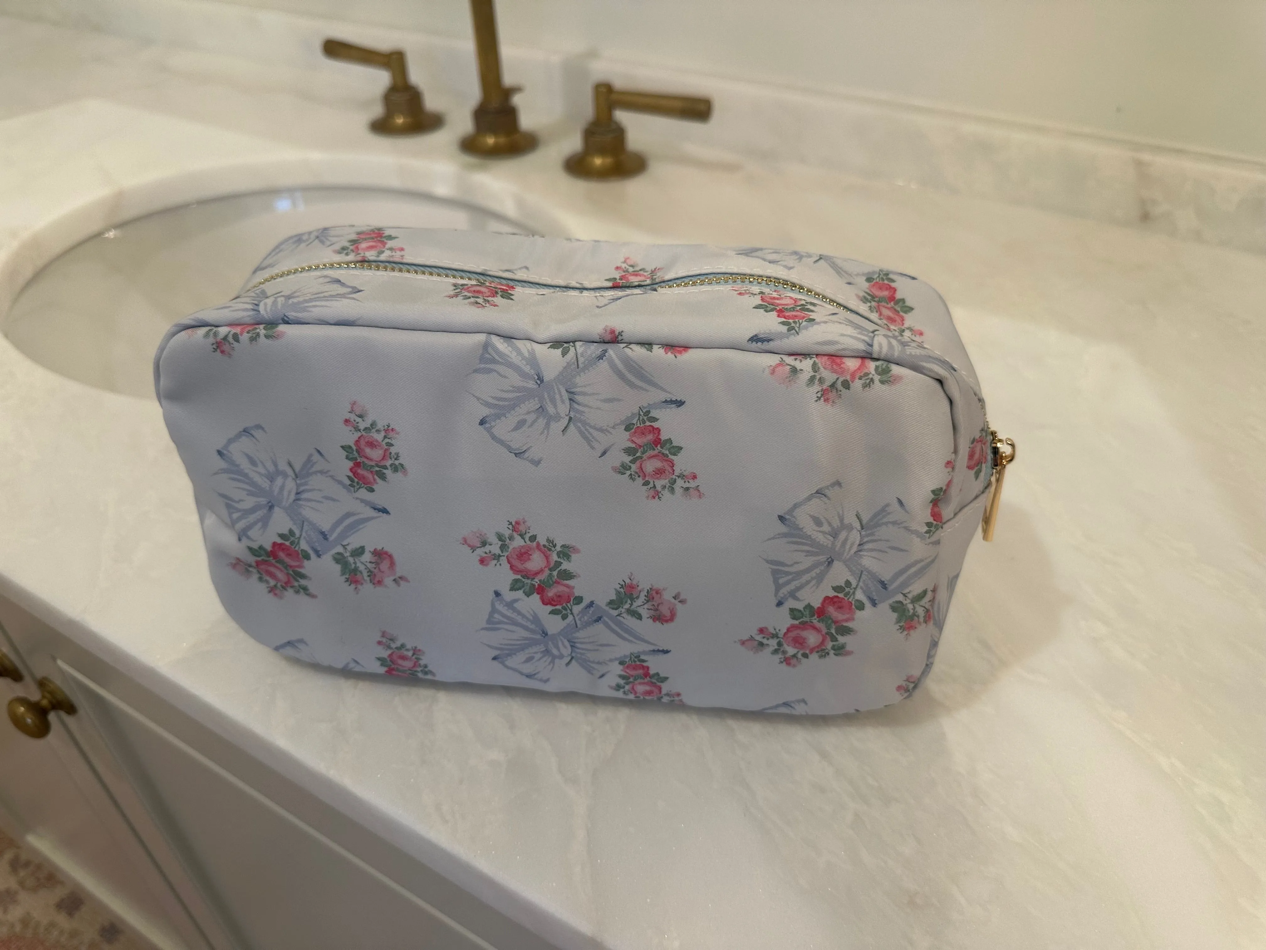 Dainty Large Floral Cosmetic Bag-Blue// DOORBUSTER