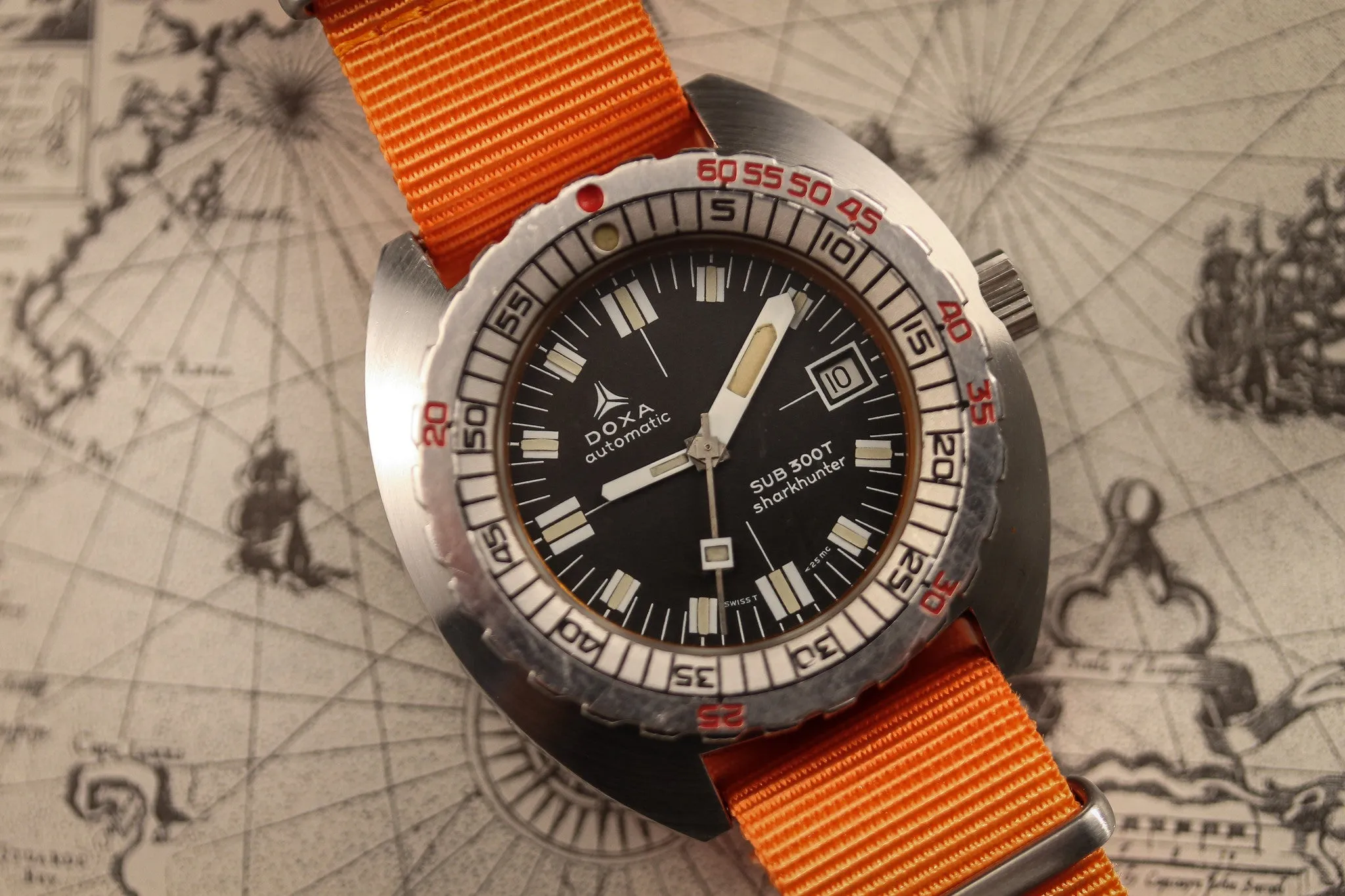 DOXA Sub 300T Sharkhunter