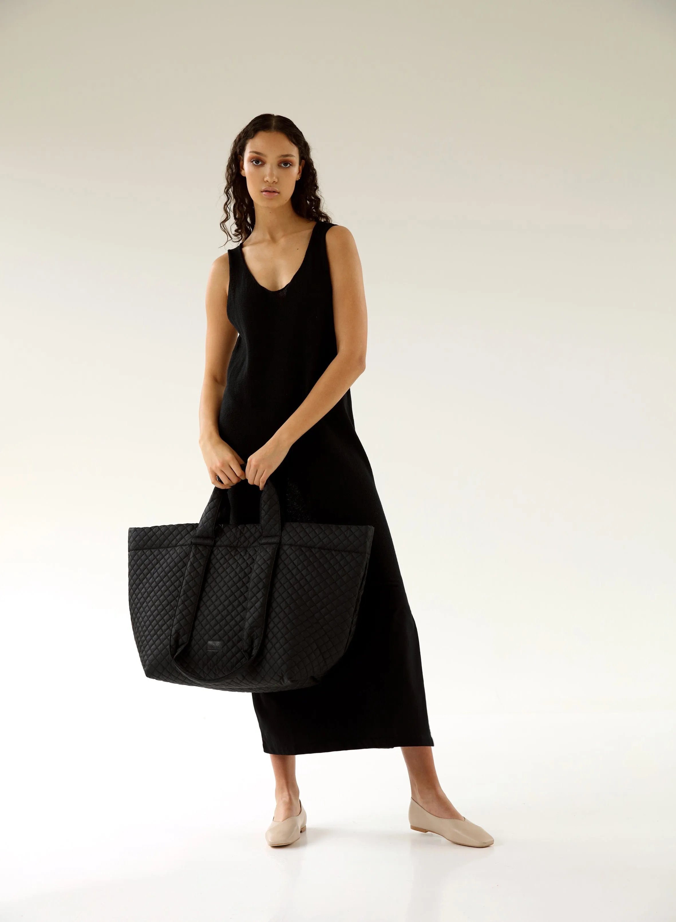 Emma ECONYL® Vegan Tote | Black