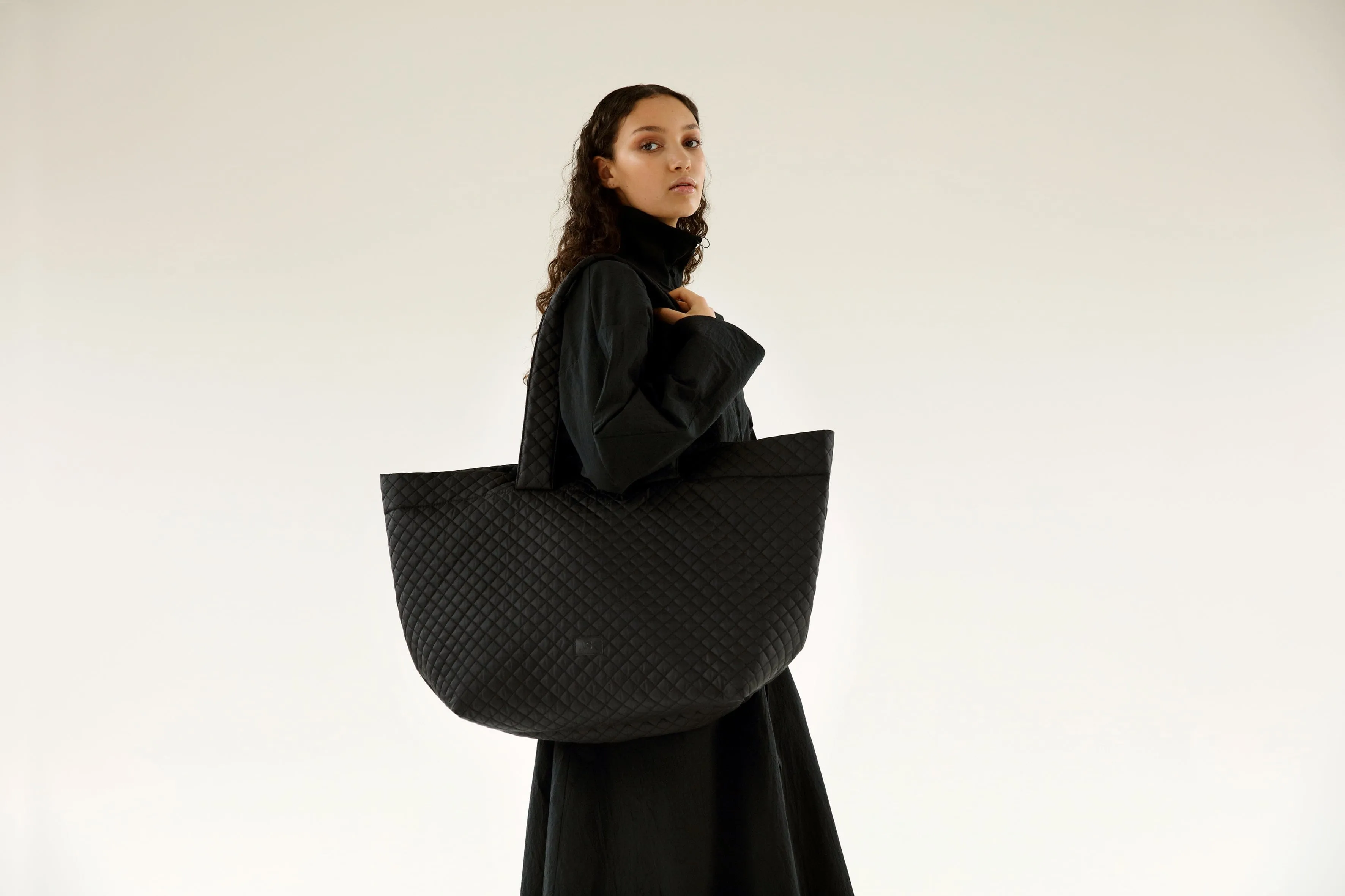 Emma ECONYL® Vegan Tote | Black