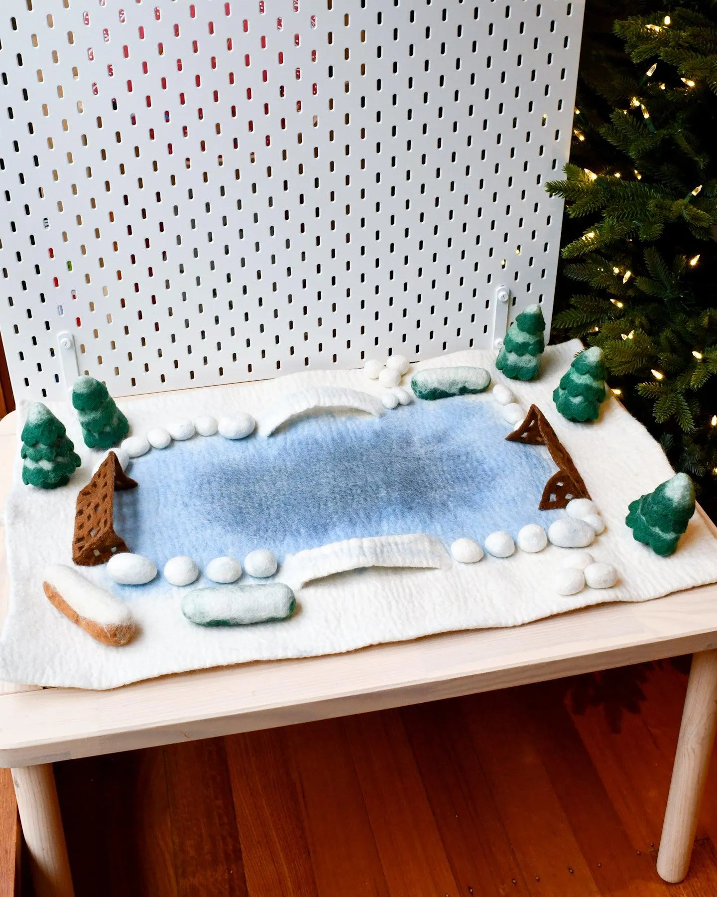 Felt Snow Ice Rink Play Mat Playscape