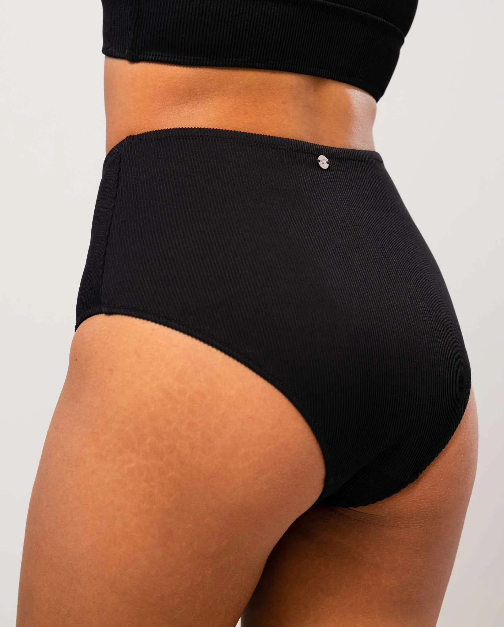 Highwaist Bikini Briefs Black Rib