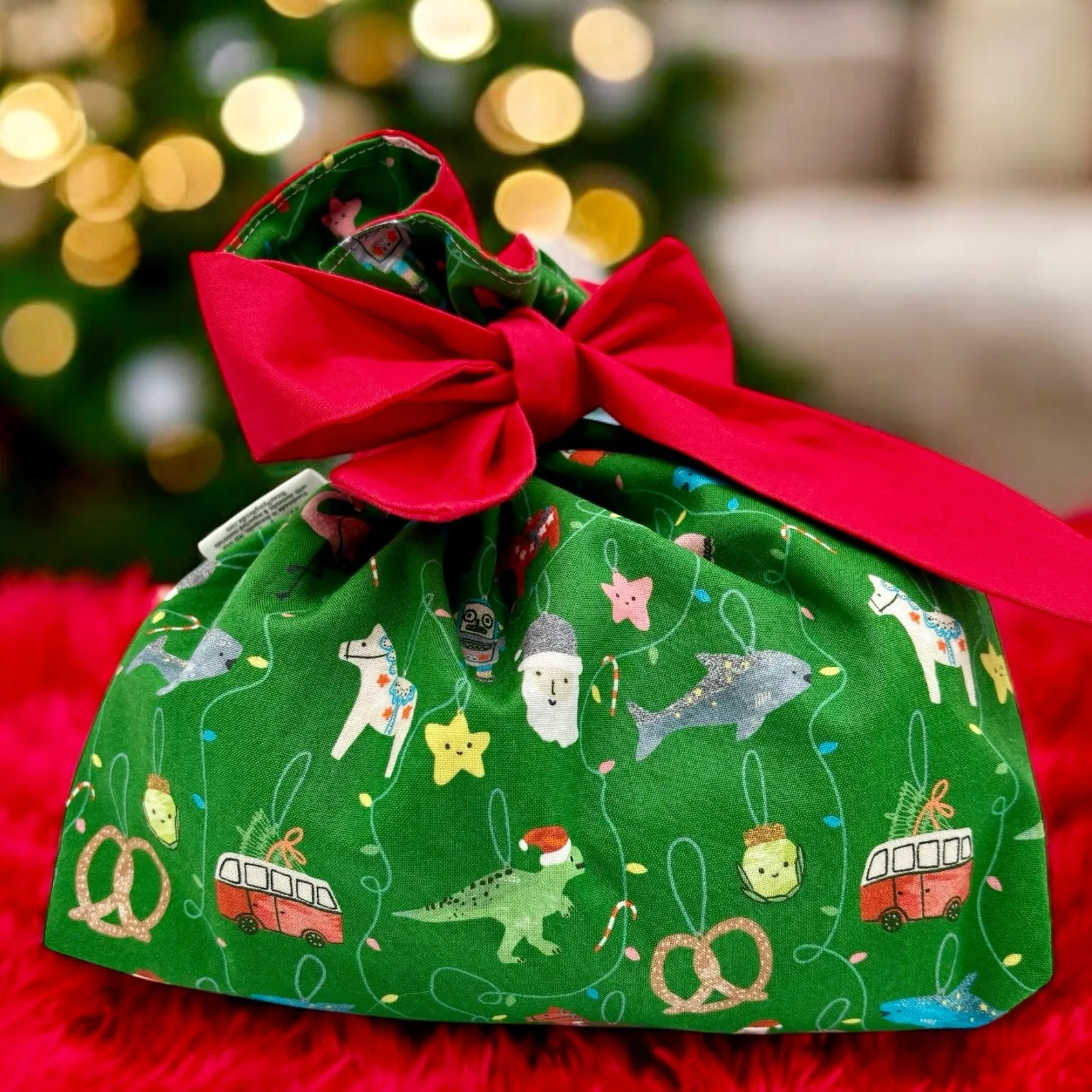 Just Right Gift Bag - Ornaments