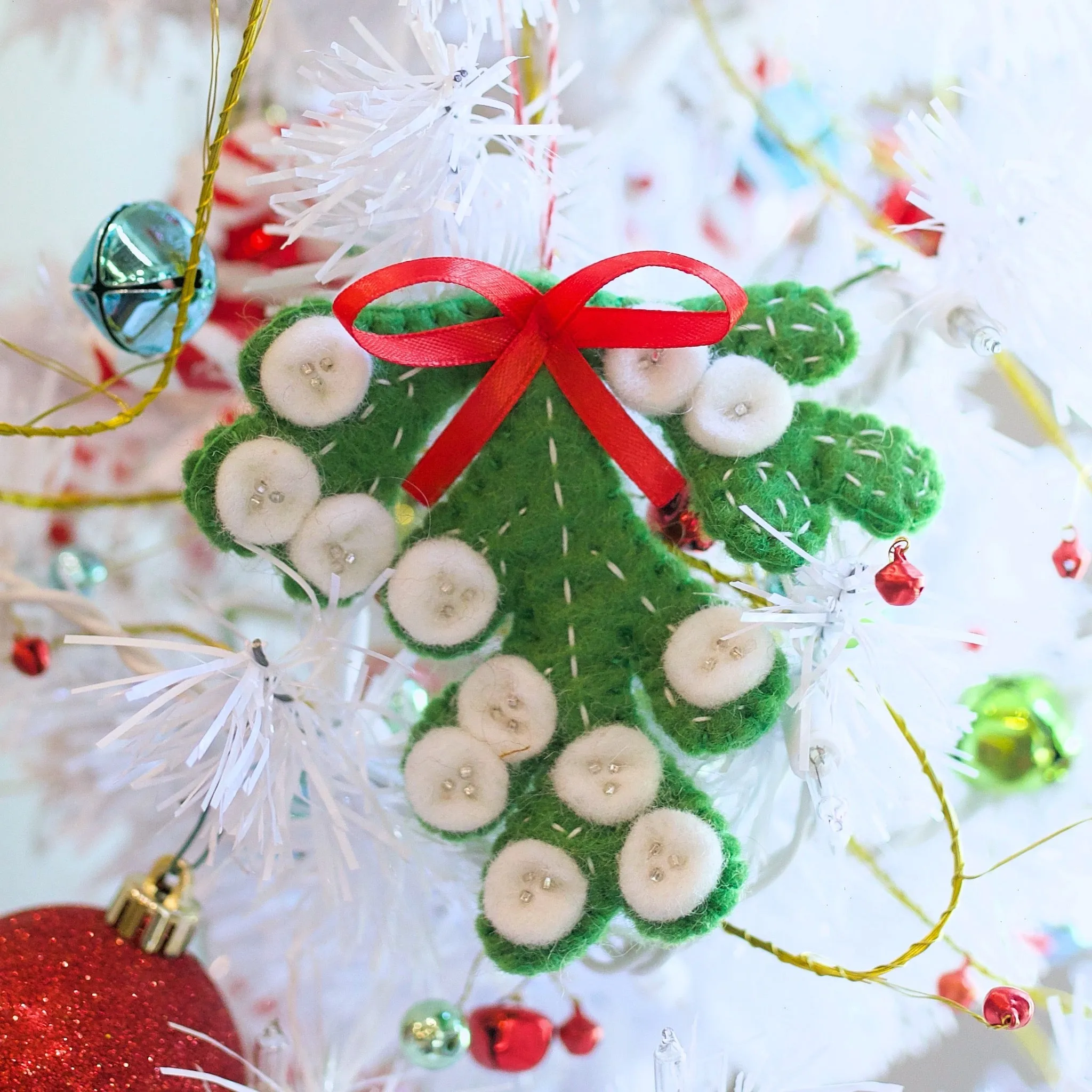 Mistletoe Ornament, Felt Wool