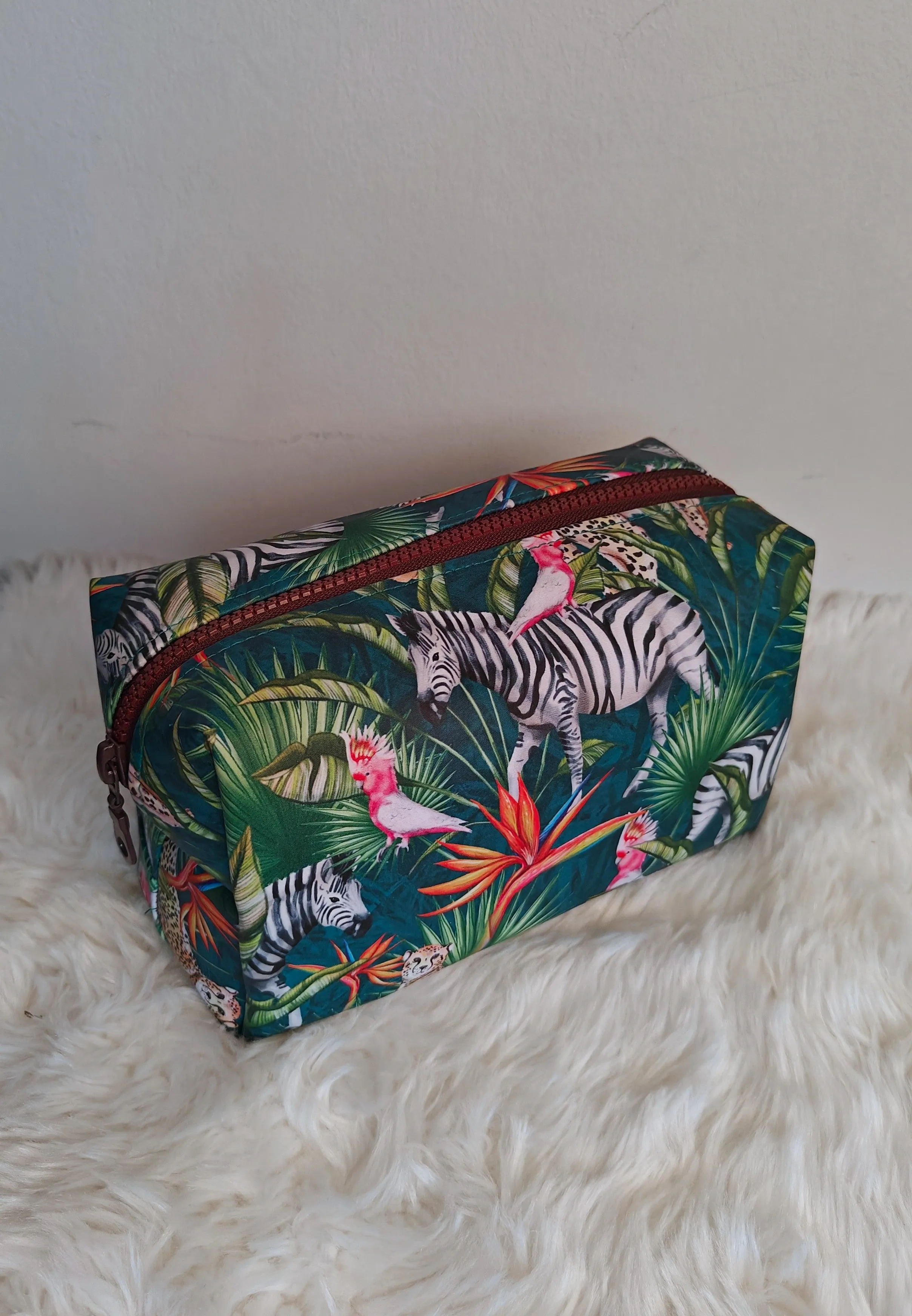 Stephany Travel Toiletry & Cosmetic Bag Pattern