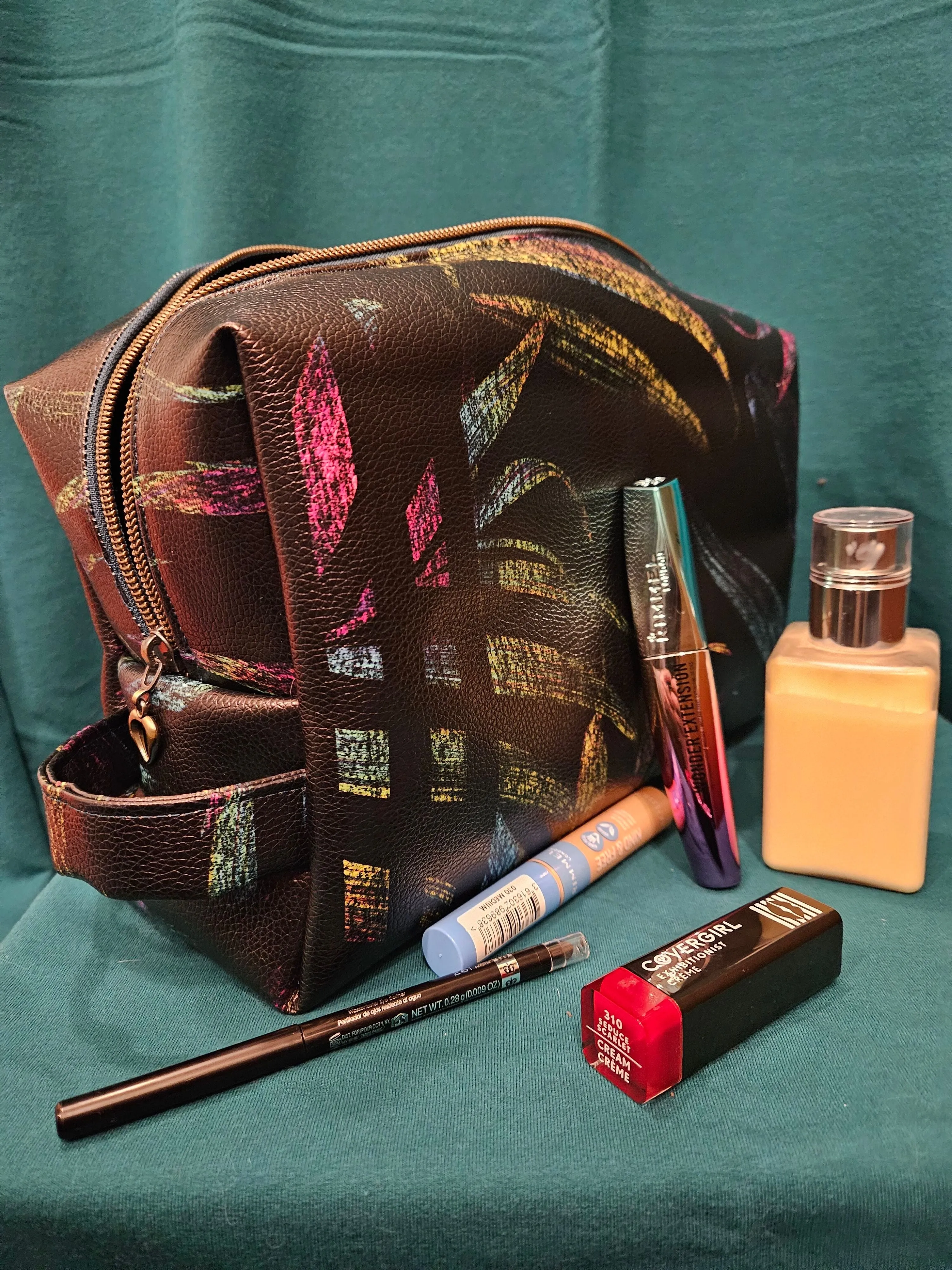 Stephany Travel Toiletry & Cosmetic Bag Pattern